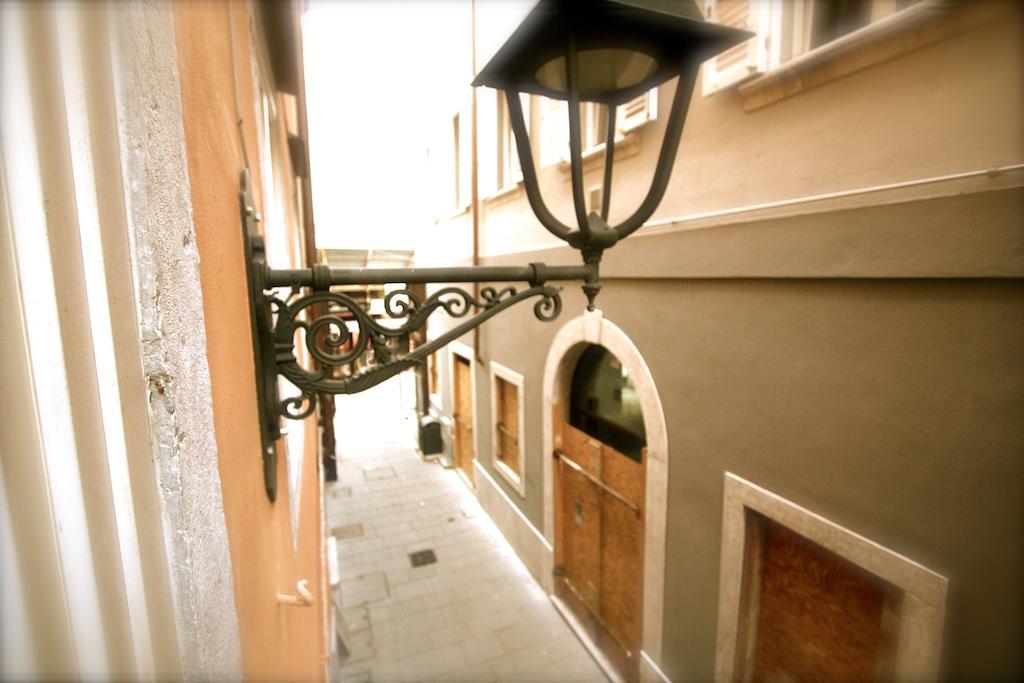 Piazza Grande City Residence Trieste Extérieur photo