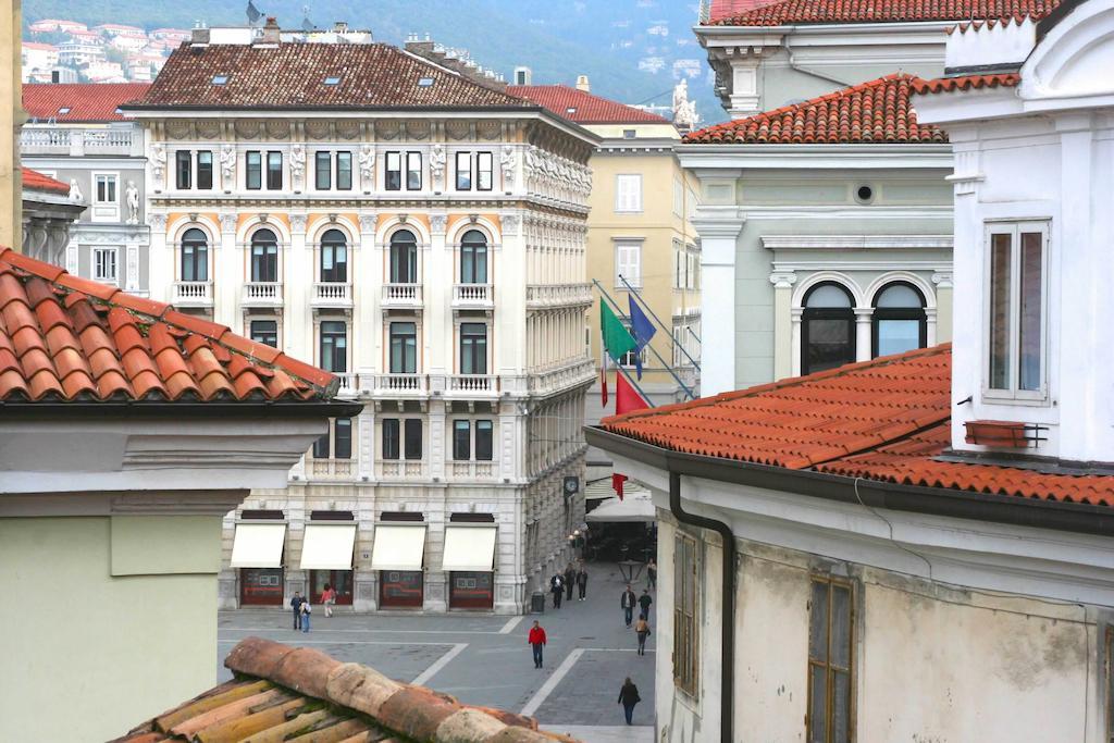 Piazza Grande City Residence Trieste Extérieur photo